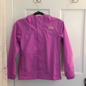 The North Face girl’s wind stopper jacket